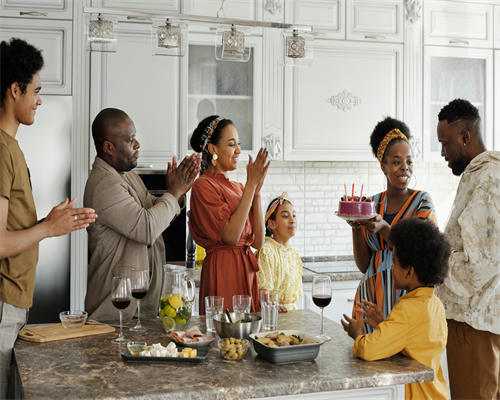 合肥借卵生育,做试管婴儿费用大概是多少？合肥做试管是多少钱？